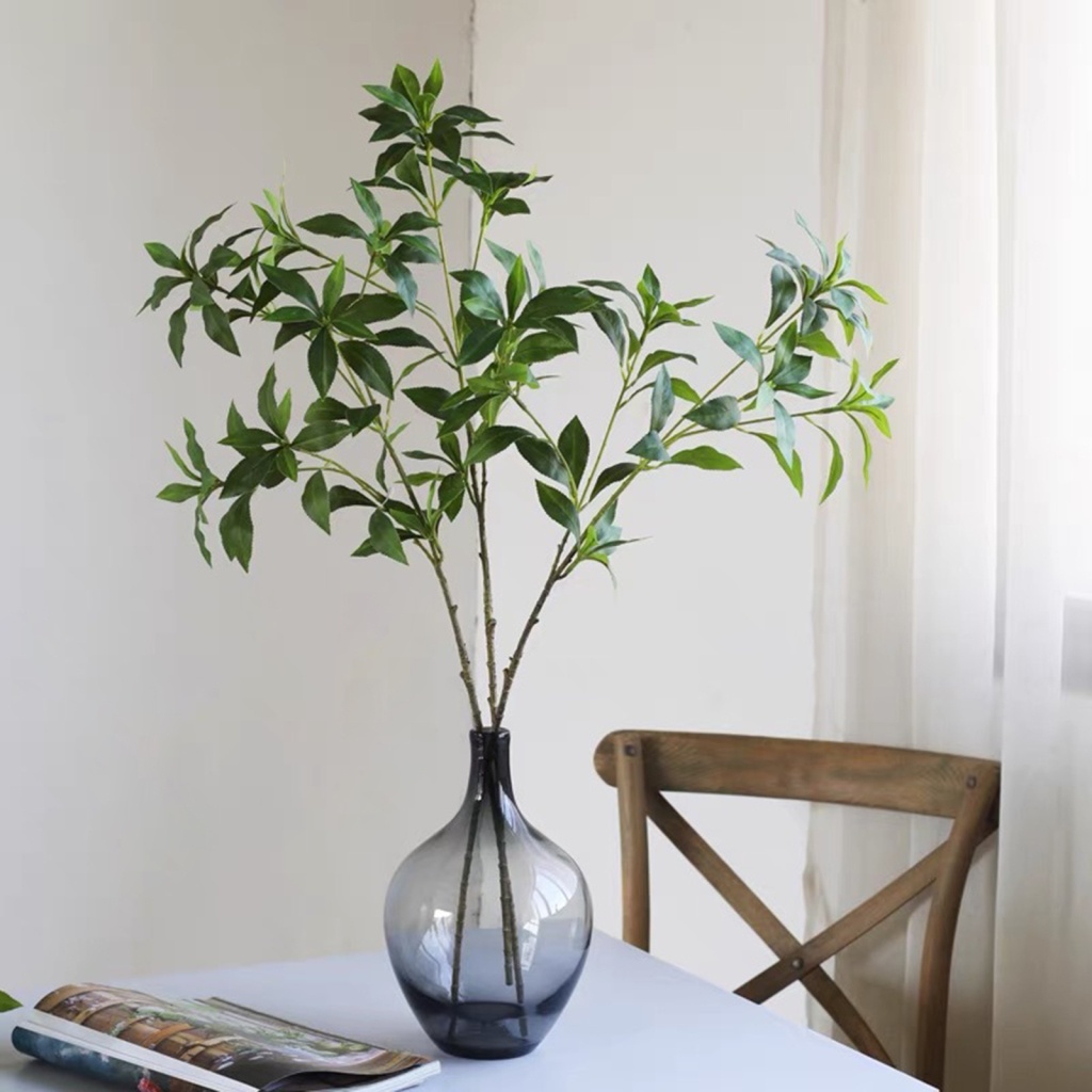 Lá Cây Nhân Tạo Bằng Nhựa + Dây Sắt Chất Lượng Cao 78cm / 120cm Dùng Trang Trí Bàn Ăn