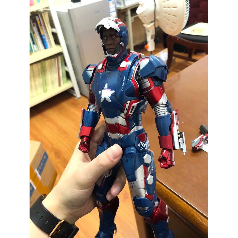 [Ành thật] Mô hình Iron man Patriot HC Hochoi 1/6 30cm - Avengers