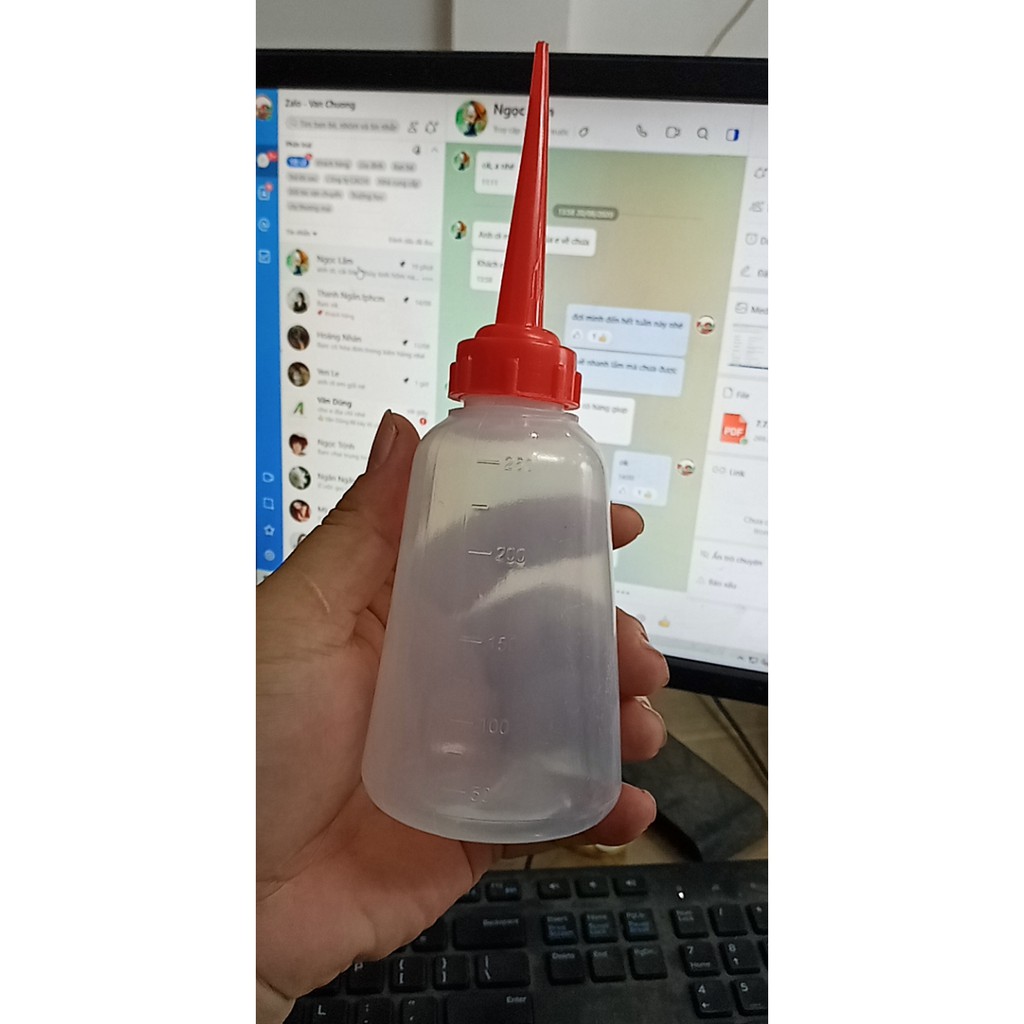 Bộ 20 cái BÌNH TRA DẦU MÁY CÓ CHIA VẠCH 250ML