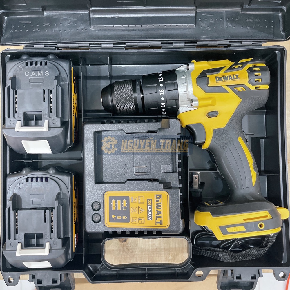 Khoan pin 13 ly động cơ từ DeWALT hàng đẹp chuyên thợ