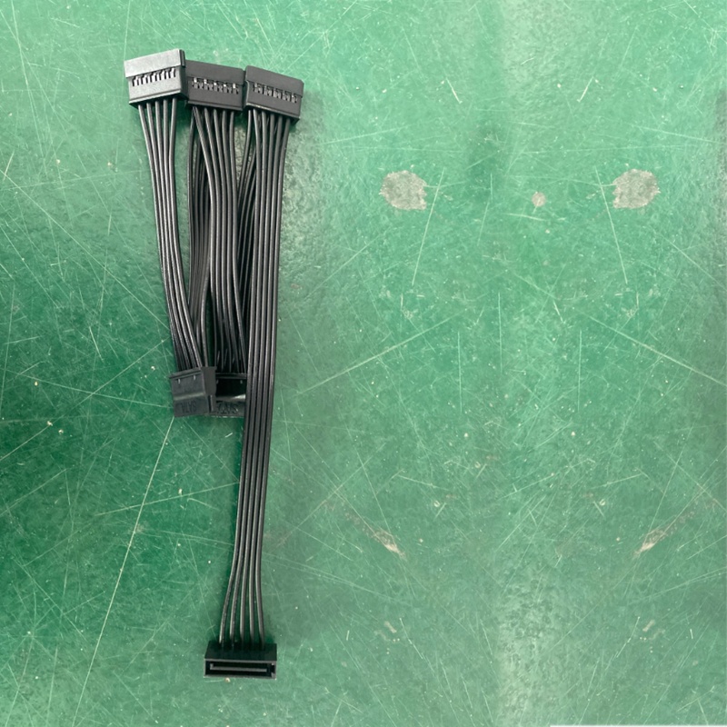Cáp chia SATA từ 1 sang 5 15 pin