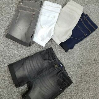 short jean kiabi bé trai