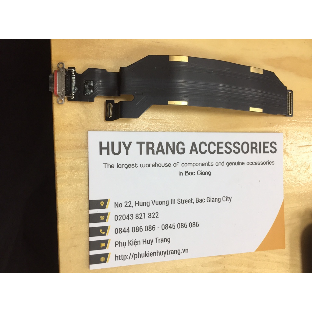 Thay cáp sạc Oppo R17 Pro zin. tháo máy