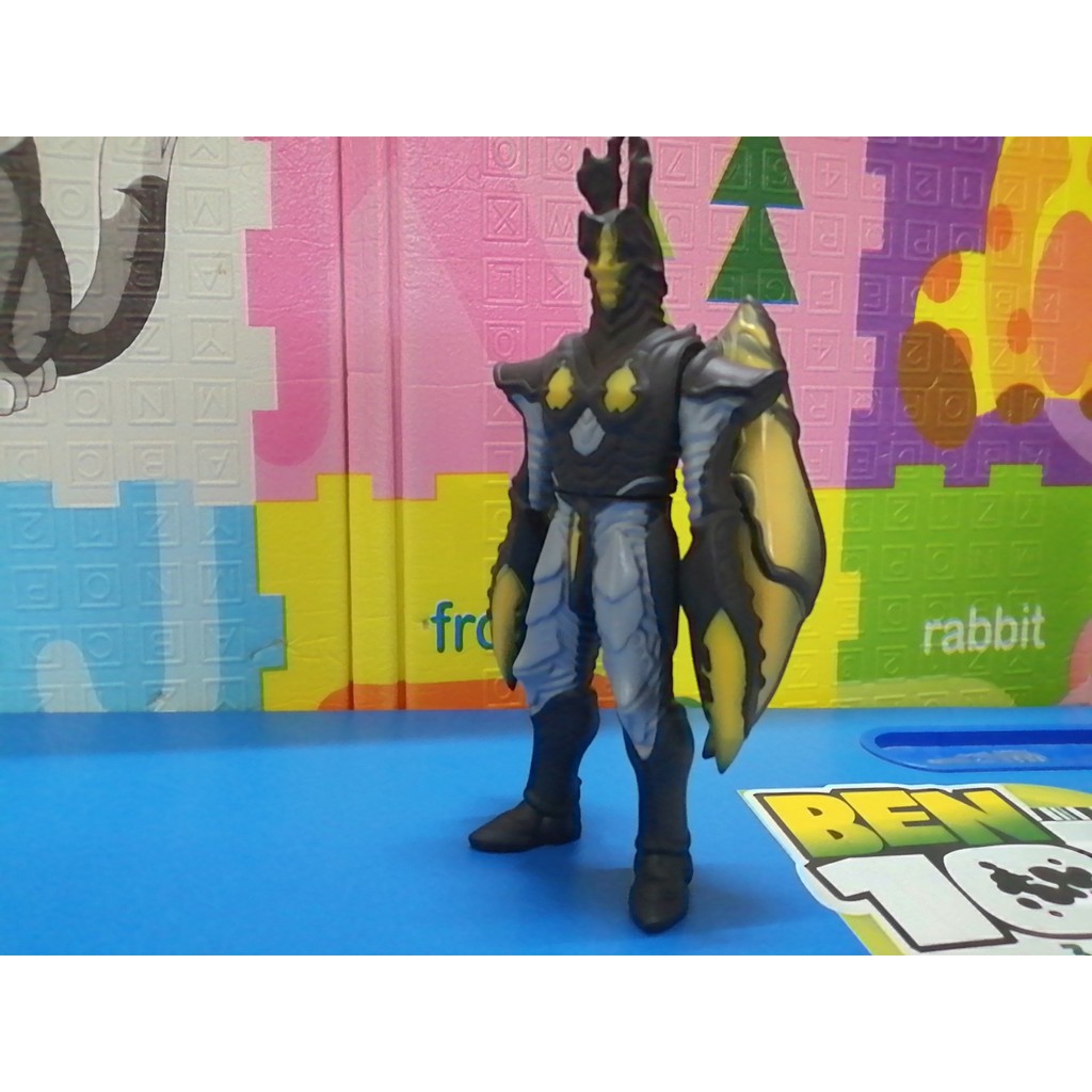 Mô hình Quái vật Hyper Zetton Kaiju Bandai Ultraman Monster Serie Siêu nhân điện quang [Đồ Chơi 24/7]