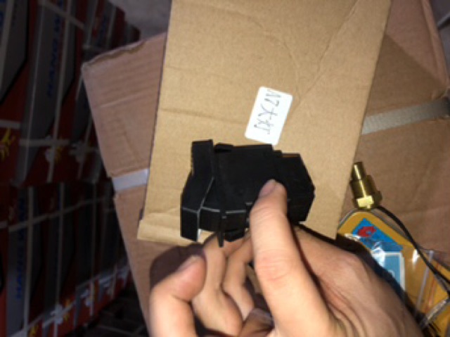 công tắc pha cốt a7