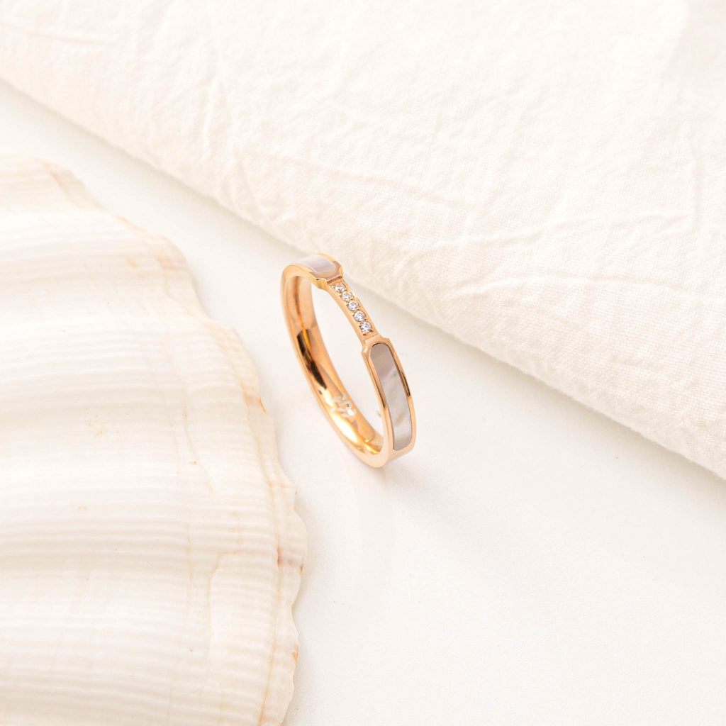 Nhẫn cặp đôi CDE Dreamy Ring Rose Gold