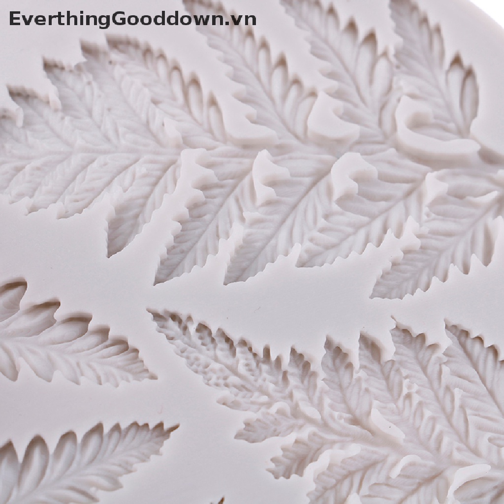 Everthinggood Khuôn silicone Làm Bánh Hình Chiếc Lá