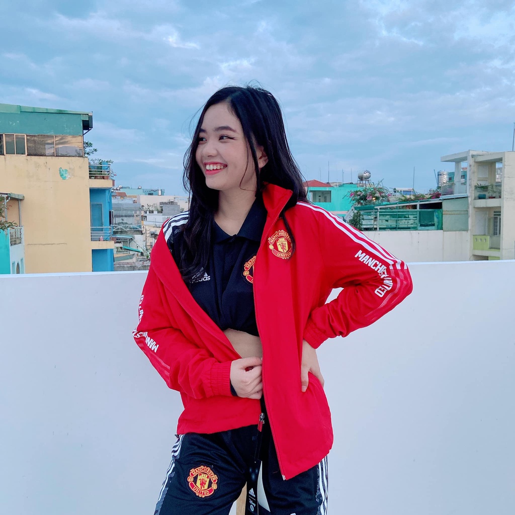 Áo khoác gió 2 lớp Manchester United đỏ sọc trắng 2022 Tezos