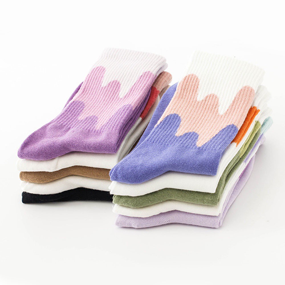 1 Đôi Vớ Cotton Cổ Trung Màu Gradient Thời Trang Cho Nữ