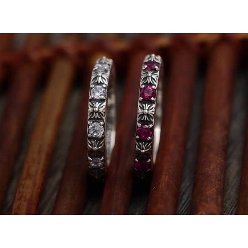 Nhẫn chromehearts đính đá