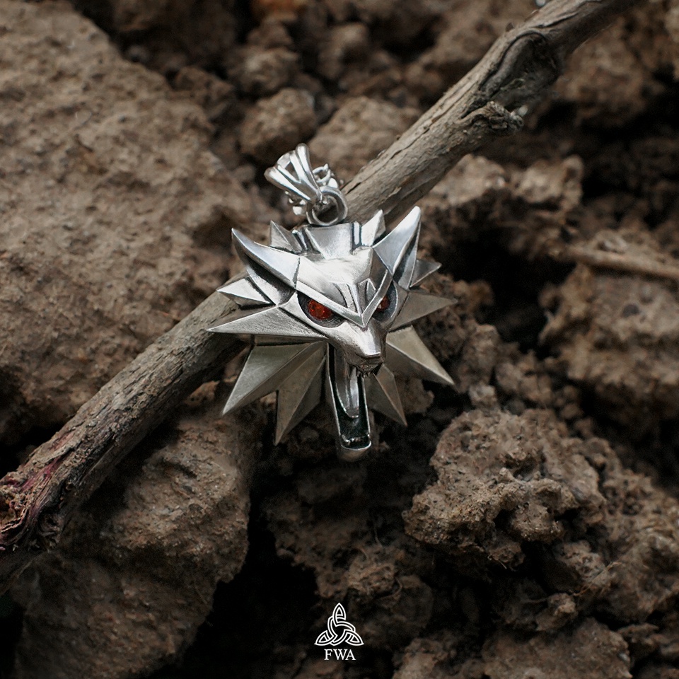 Mặt bạc nam FWA Sói Witcher - The Witcher Game