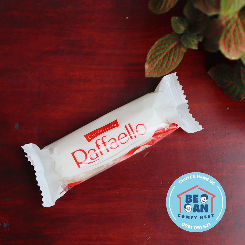 Kẹo socola trắng bọc dừa Raffaello (túi lẻ 3 viên) - Hàng nhập Úc