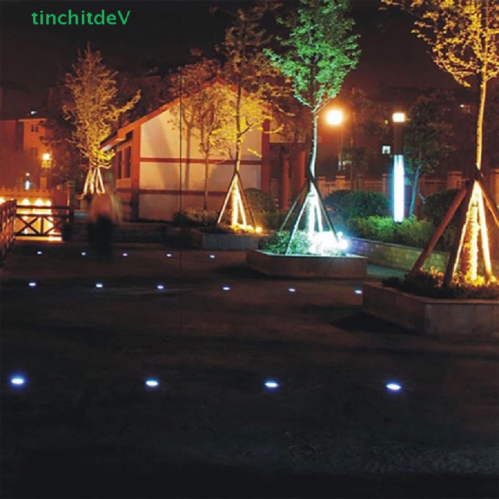 Đèn LED Âm Đất 12 Bóng Sử Dụng Năng Lượng Mặt Trời