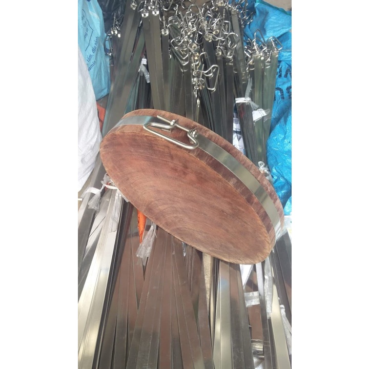 Đai inox chống nứt thớt nghiến các đường kính 29 đến 50 - móc treo thớt
