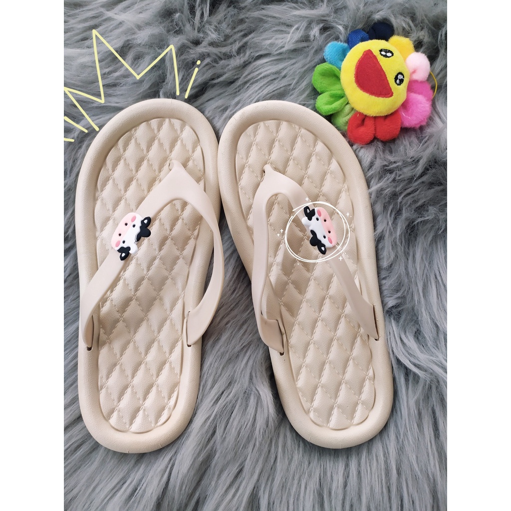 JY217 - Dép xỏ ngón hình bò sữa đáng yêu
