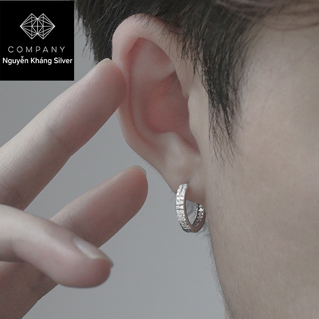 1 CHIẾC KHUYÊN TRÒN BẠC ĐÍNH ĐÁ TRẮNG 2 HÀNG, ĐƯỜNG KÍNH 10MM, BẠC NGUYỄN KHÁNG