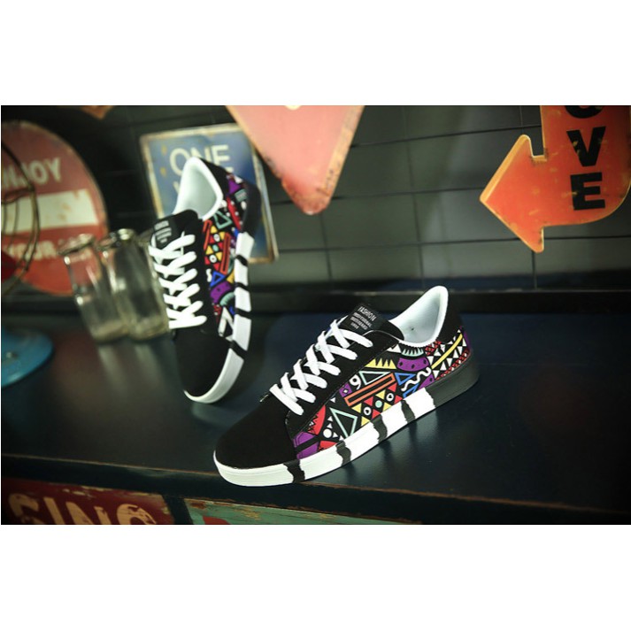 Giầy nam họa tiết  022