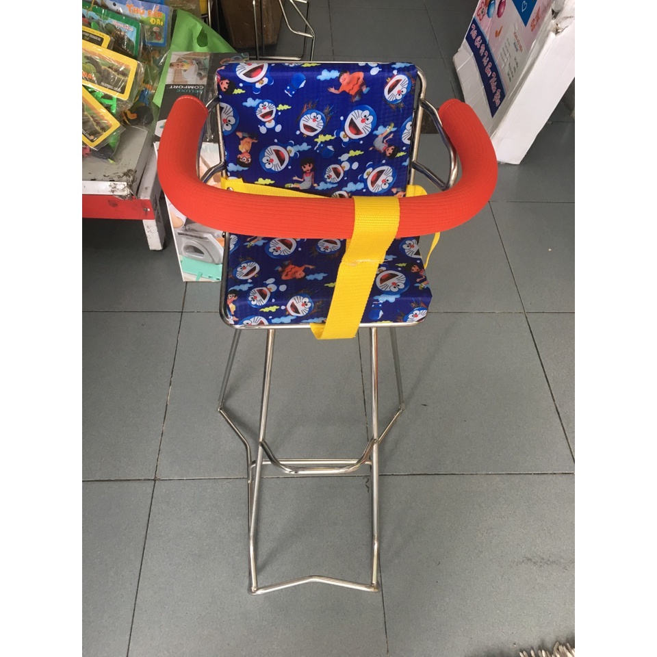 Ghế ngồi xe máy cho bé xe Nozza có vòng bảo vệ