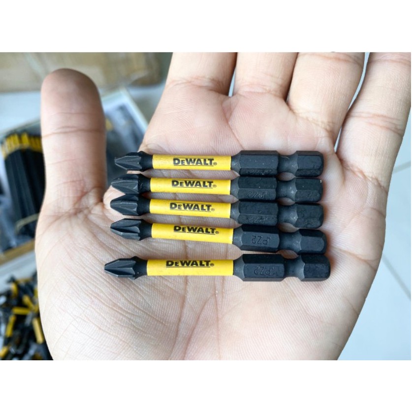 Mũi vít Dewalt ( new 100% ) 5CM PH1-PH2-PH3 có từ. BN.