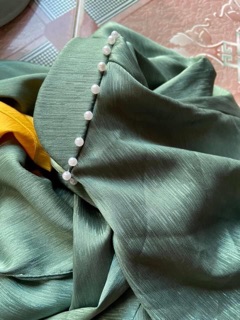 Áo dài lụa vân gỗ