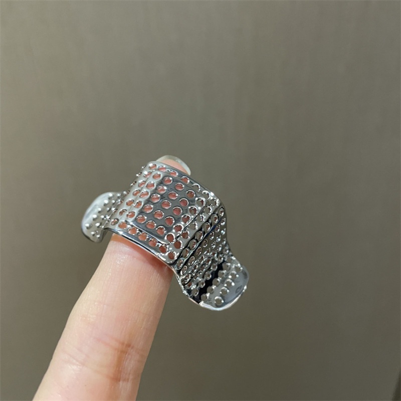 Kẹp Mũi Kim Loại Cho Ban Nhạc Blala