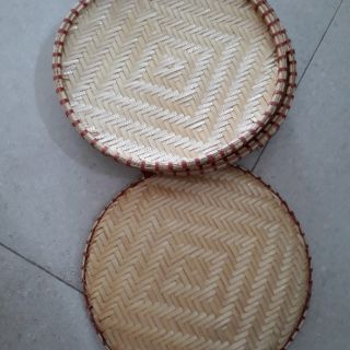 Mẹt tre tròn cạp đỏ