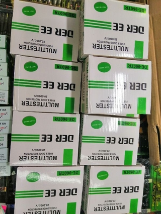 Đồng hồ vạn năng 960