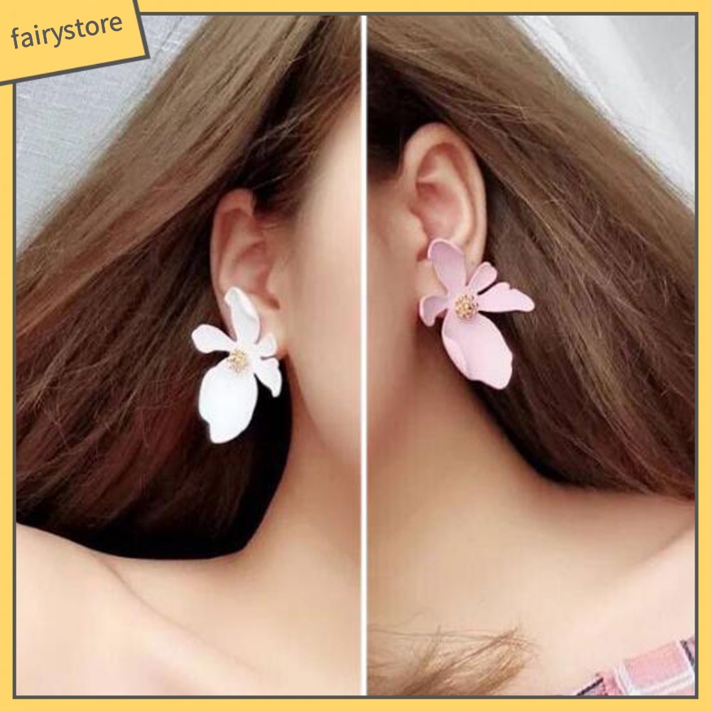 Bông Tai Hình Hoa Cúc Chất Liệu Kim Loại Thời Trang Cho Nữ
