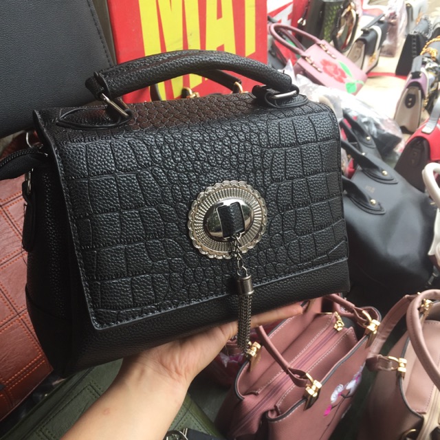 Túi xách mềm da rắn