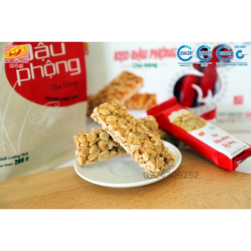 Kẹo đậu phộng chà bông Tân Huê Viên