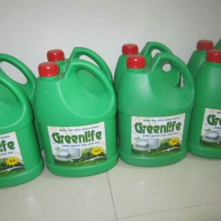 Nước rửa chén sinh học Greenlife.