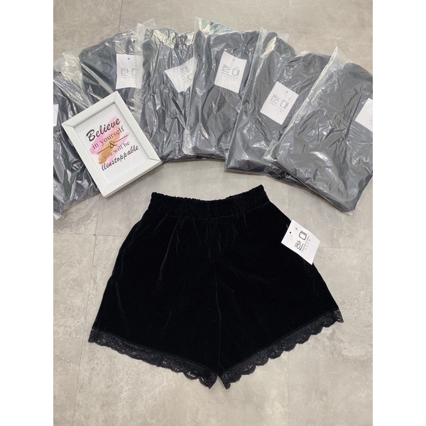 [Siêu Hot] Quần Nhung Phối Ren Siêu Xinh, Quần Sooc Nhung Có Ảnh Thật Kèm Video | BigBuy360 - bigbuy360.vn