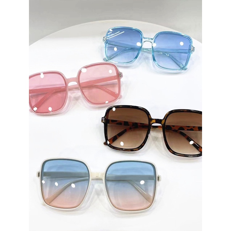 Kính Mát Gọng Vuông Màu Gradient Chống Tia UV Thời Trang
