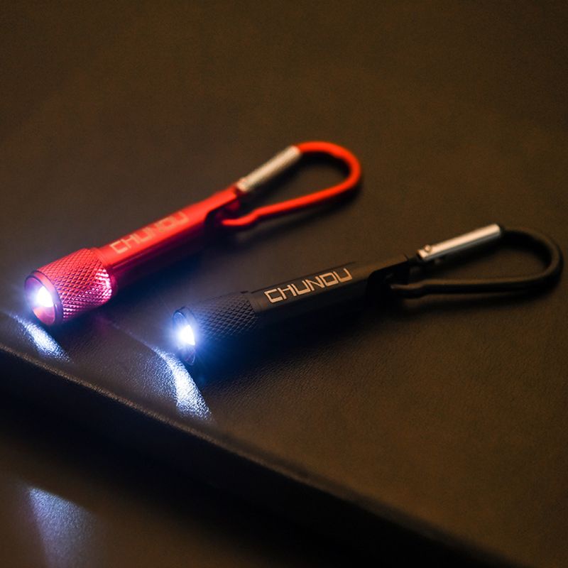 Đèn pin LED bỏ túi tiện lợi