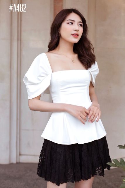 Áo peplum cổ vuông tay úp phồng