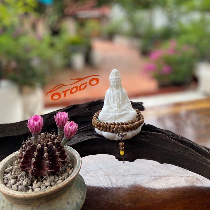 Tượng Quan Âm Sứ Cao Cấp Để Taplo Xe Hơi , Tượng Phật Bà Quan Âm , Tượng Mẹ Quan Âm Trang Trí Ô Tô