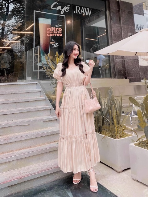 MAXI TƠ SỐNG CHÂN TẦNG TAY BỒNG HỞ LƯNG