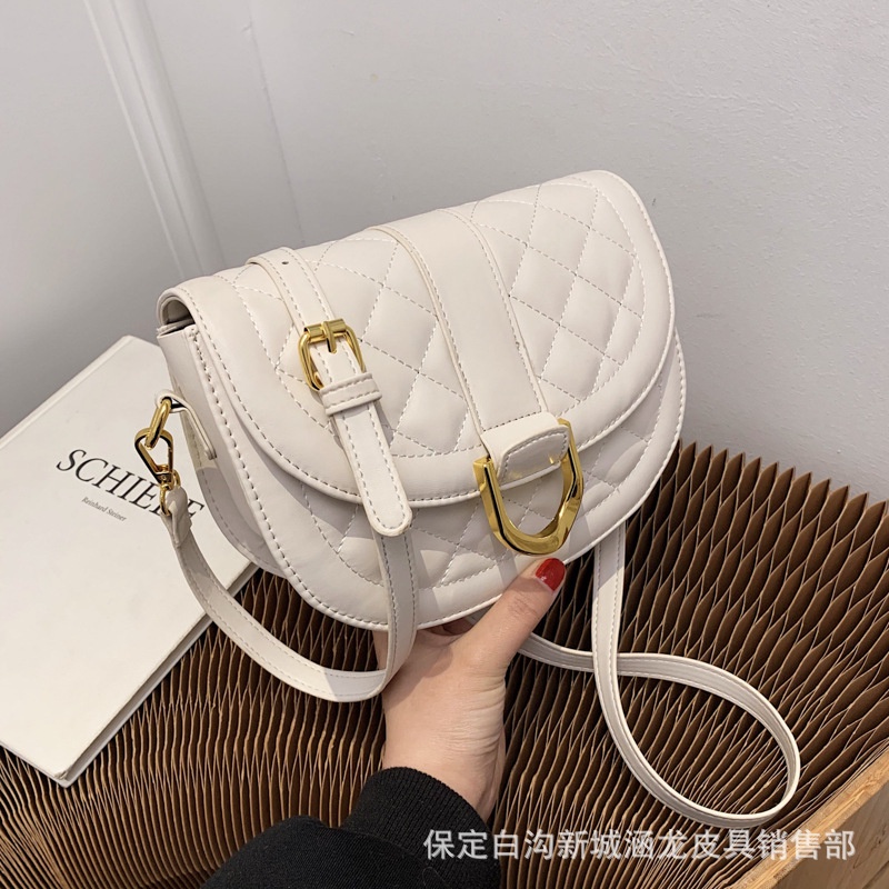 Túi xách nữ C.K vạt bầu trần trám 2 dây đeo chéo kẹp nách chất da phồng mịn size 19 cm
