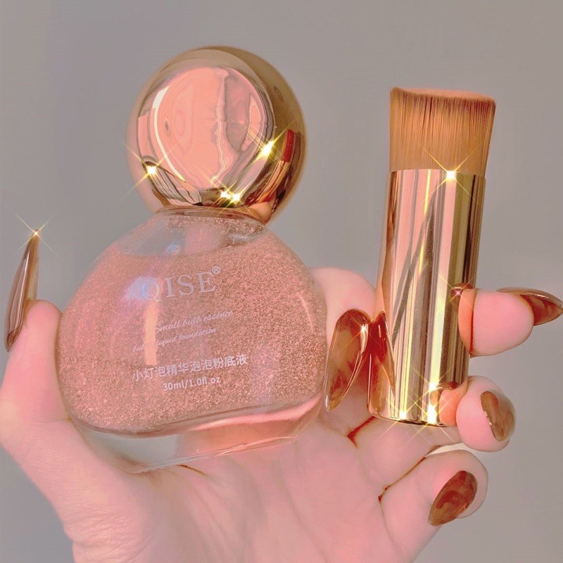 [𝗛𝗔̀𝗡𝗚 𝗖𝗢́ 𝗦𝗔̆̃𝗡] Kem nền Qise ánh nhũ kèm cọ