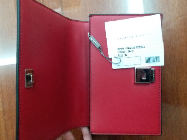 Túi Charles& Keith