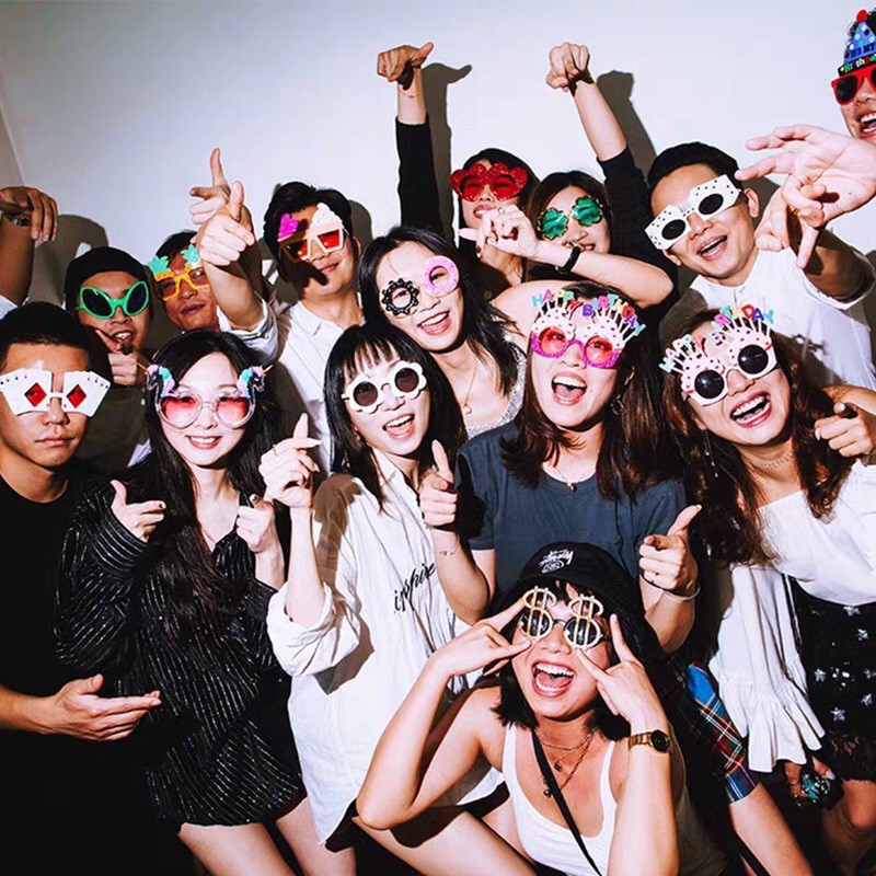 Kính vui nhộn happy birthday/ Kính party/ kính độc đáo | BigBuy360 - bigbuy360.vn