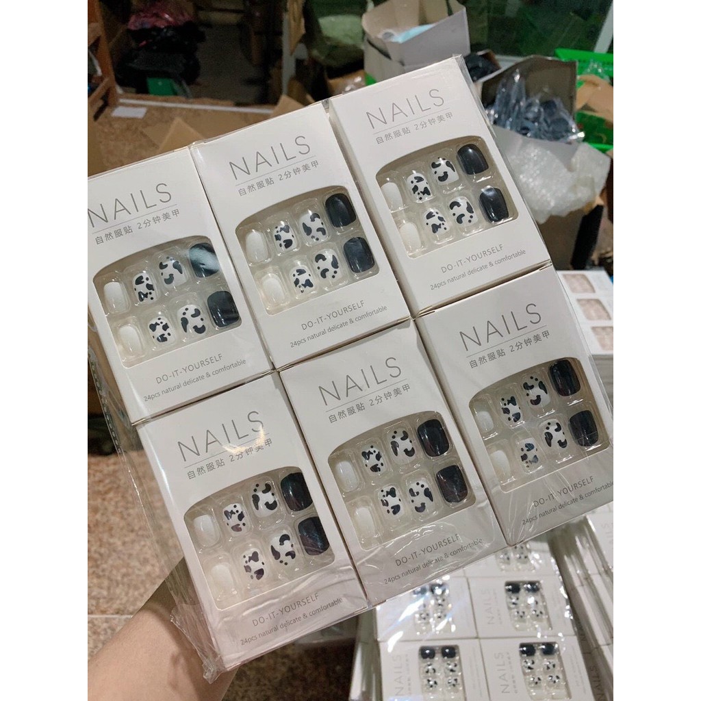 BỘ MÓNG GIẢ HỘP 24 MÓNG THỜI TRANG có keo dán