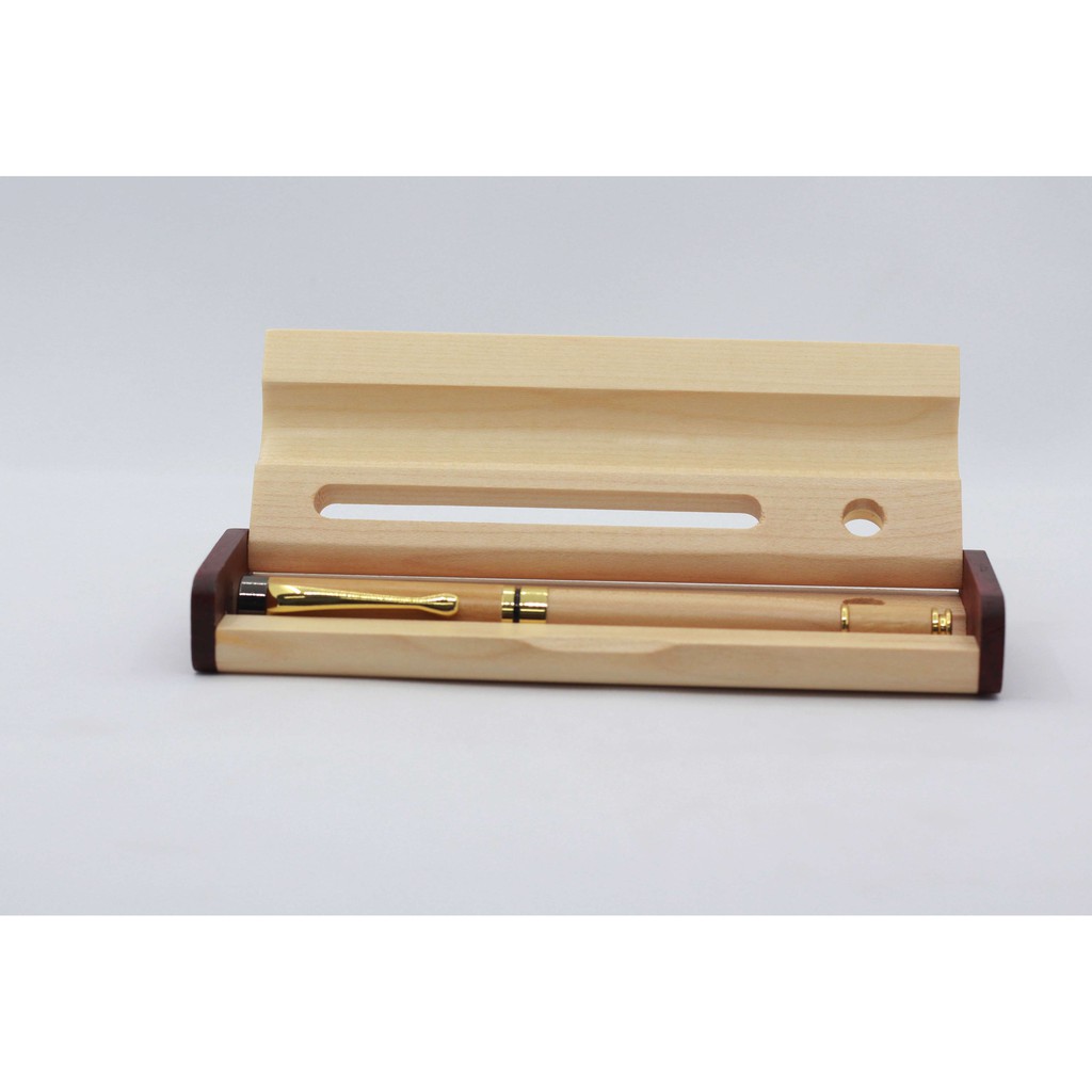 Bút gỗ nắp đậy, hộp bút gỗ khắc tên