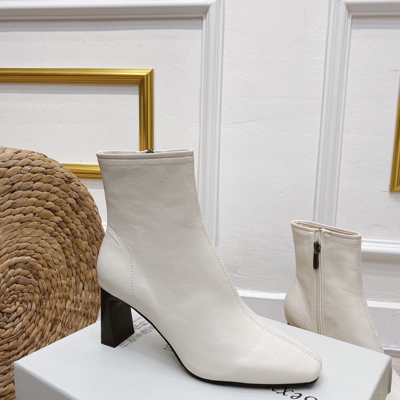 Bốt boot da lì trơn gót trụ khoá hông fullbox hàng quảng châu cao cấp