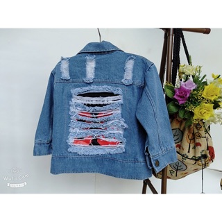 Áo Khoác Bò Rách Lưng Sành Điệu Cho Bé 10-25kg DP92