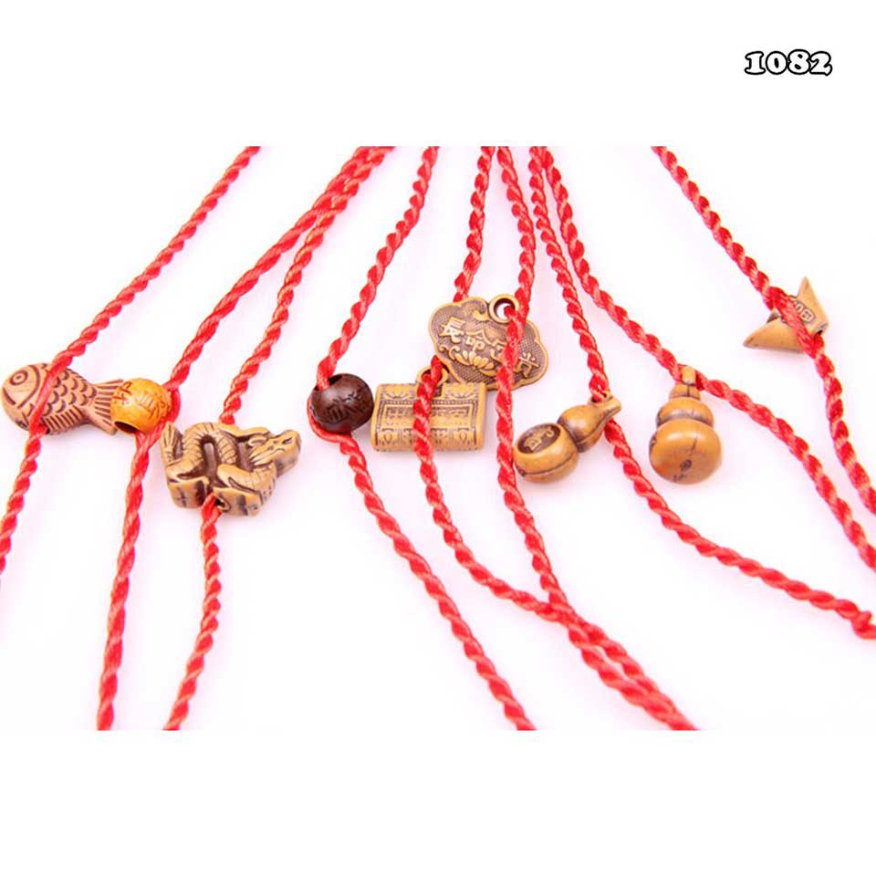 Vòng tay chỉ đỏ may mắn giao ngẫu nhiên