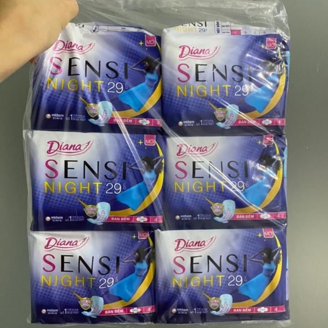 Băng vệ sinh Diana