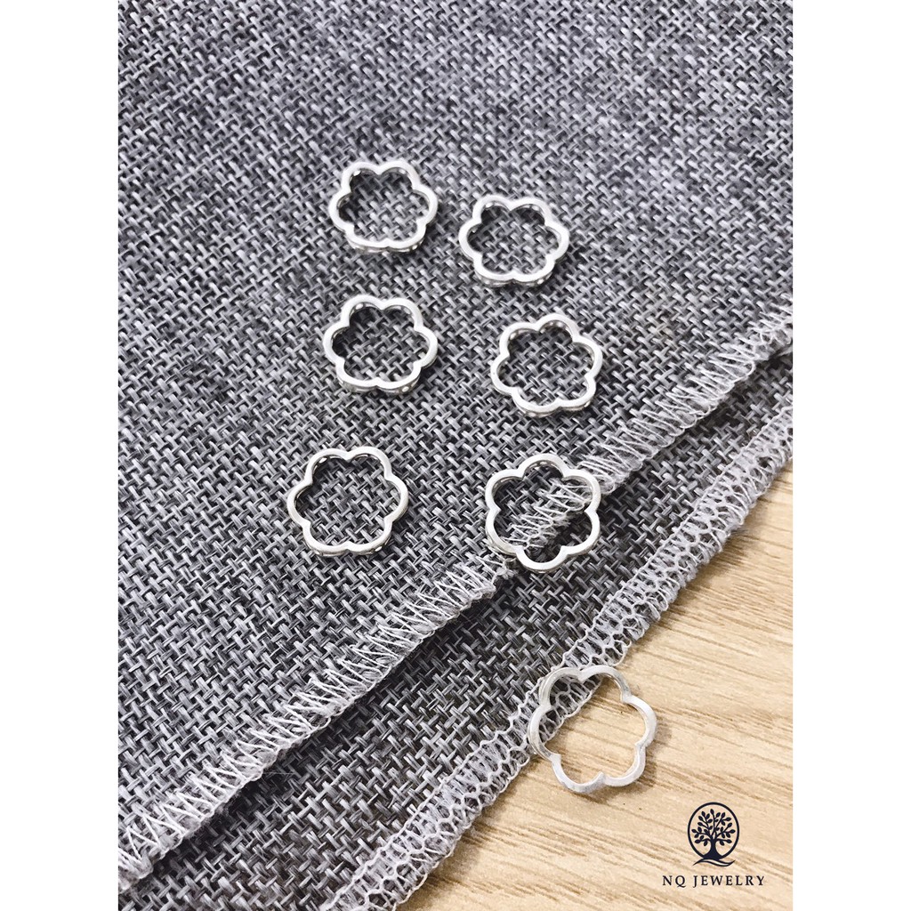 Charm bạc bọc hạt hình hoa