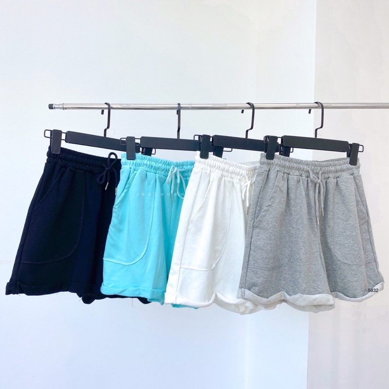 Quần short nỉ, quần short vải nữ có túi may ngoài 5832