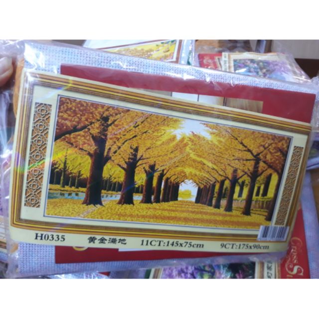 Tranh thêu kín rừng cây lá vàng 145x75